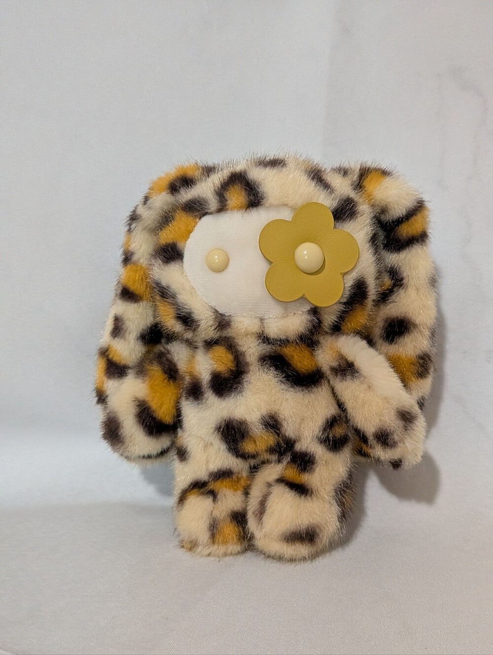 CJ Hendry Limited Edition Animal Print Juju Collectible Keychain - Kenny - Picture 2 of 5